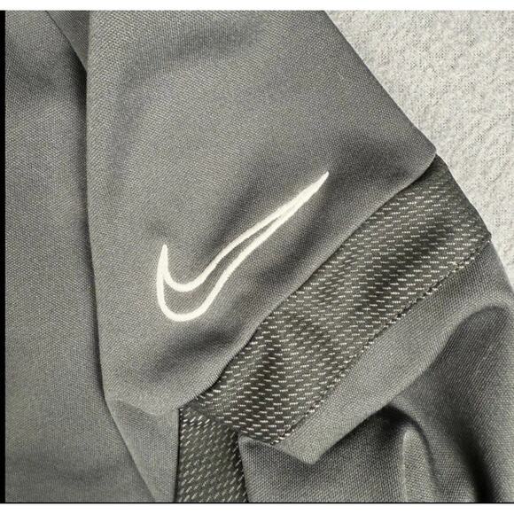 Nike Dry Academy Pro Pullover Hoodie Women's Medium CT7557 Gray Black Dri-FIT - Picture 3 of 8